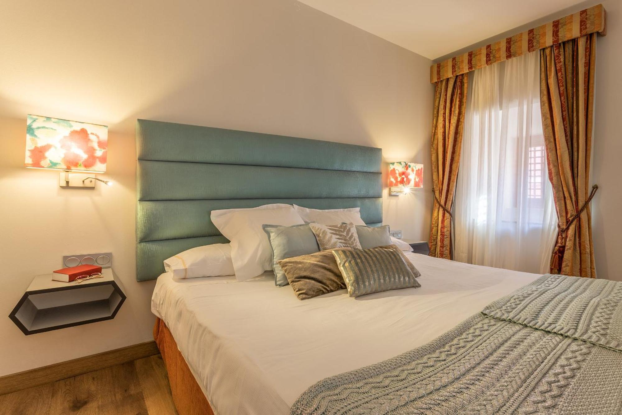 Double or Twin Room,1273009990:JPEG